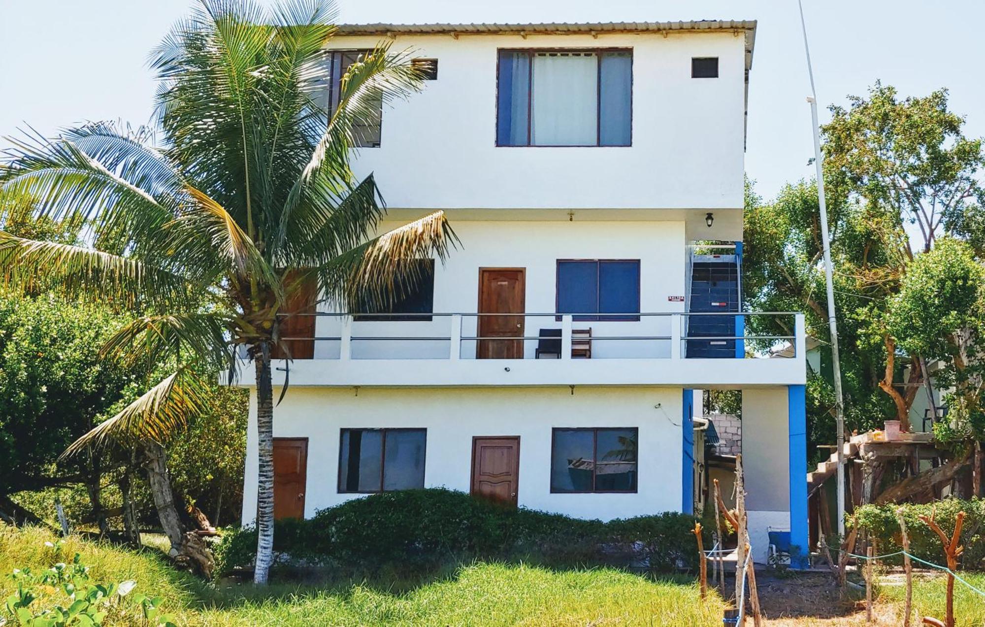 Hotel La Jungla Puerto Villamil Exterior foto